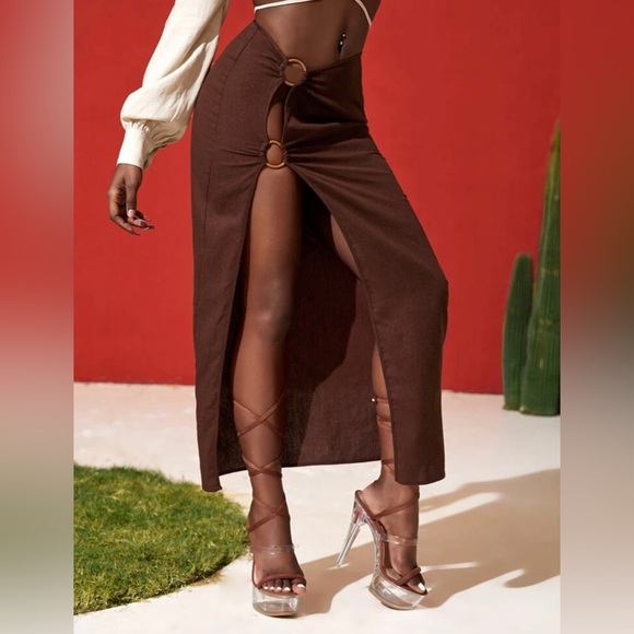 Brown Ring Skirt - Picture 13 of 14